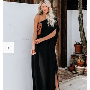 VICI Collection One Shoulder Statement Maxi Dress